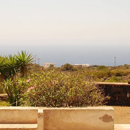 Dammusi Punta Fram Holiday home Madonna Delle Grazie